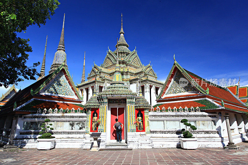 Wat Phra Chetuphon Vimolmangklararm，泰国曼谷。